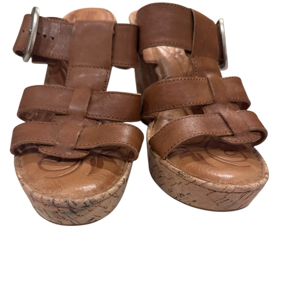 Women’s BORN Brown Leather Gladiator Wedge Sandals Shoes Size 9 - Picture 3 of 6